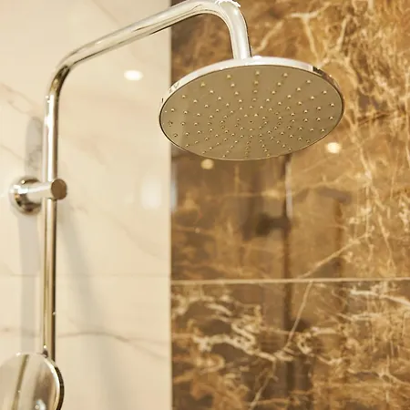 Marble Shine Near The Center By Binobi! Apartment *